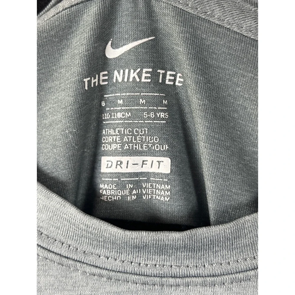 Nike Kids Gray Black Short Sleeve Shirt Boys 6 Athletic Sportswear Loungewear